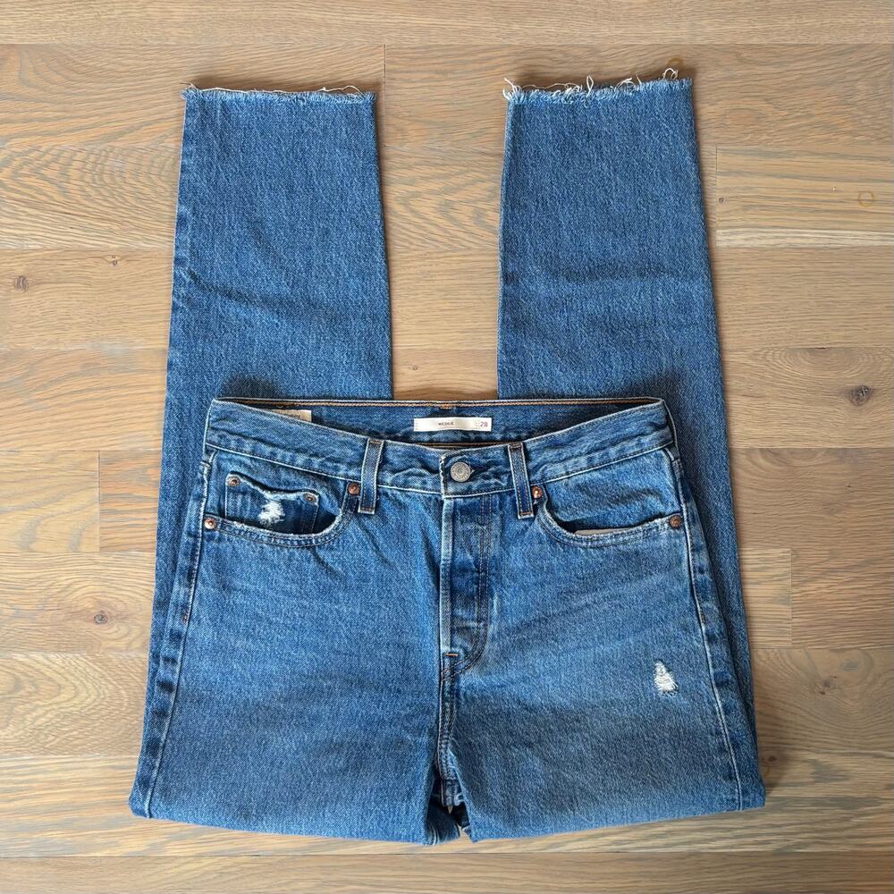 Levi’s Premium Wedgie Ankle Jeans Straight Leg Distressed Womens Size 28 - Picture 11 of 11